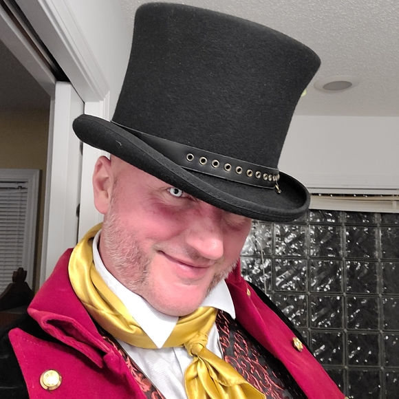 Meet your Posher, Erik - Picture 3 of 8